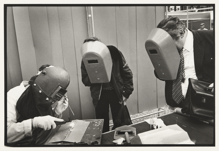 La Section Femmes lors de la découverte des métiers de l’artisanat : Monique Gramelet, soudeuse aérospatiale