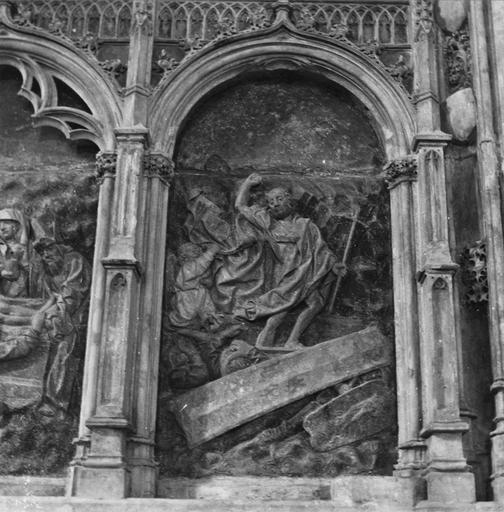 retable de la Passion, détail de la Résurrection, pierre sculptée