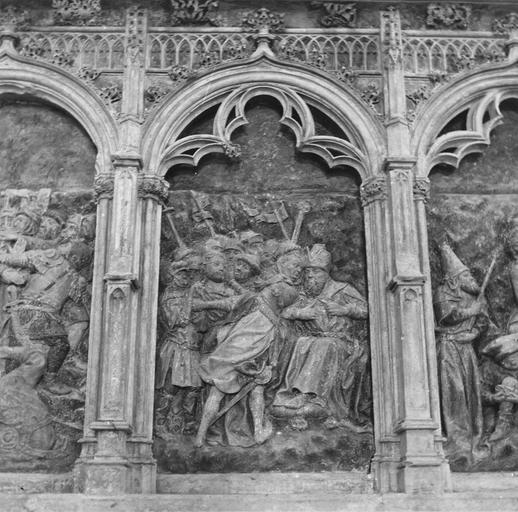 retable de la Passion, détail du Procès devant Pilate, pierre sculptée