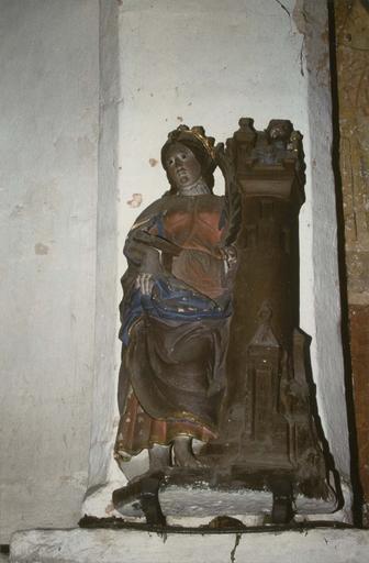 statue : sainte Barbe, pierre polychrome