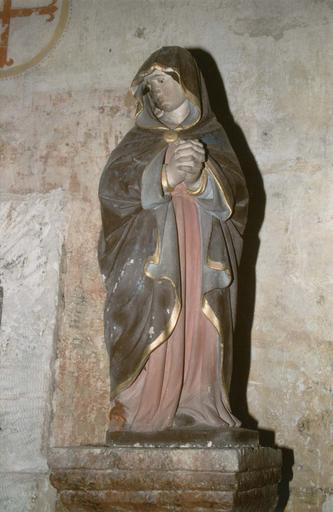 statue : Vierge de douleur, provenant d'un Calvaire, pierre polychrome