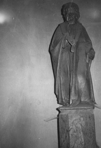 Statue : saint Barthélémy