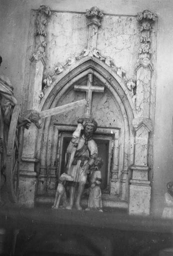 groupe sculpté : saint Roch, pierre polychrome