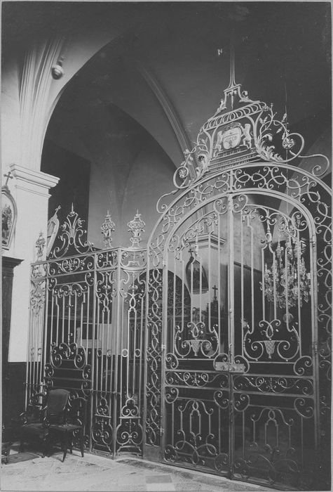 clôture de chapelle, vue générale