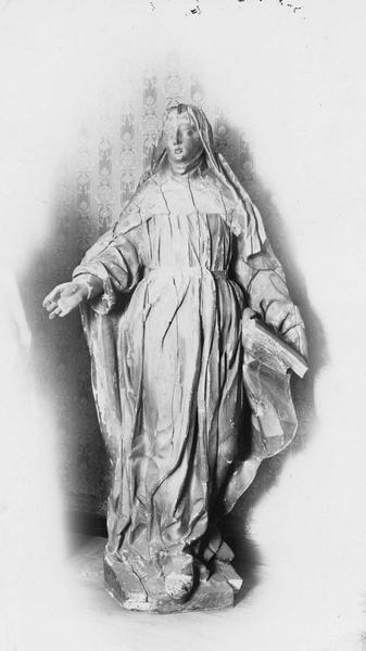 statue : sainte Claire - © Ministère de la Culture (France), Médiathèque du patrimoine et de la photographie (objets mobiliers), tous droits réservés