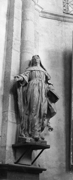 statue : sainte Claire