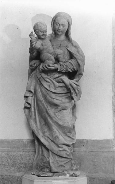 Statue : Vierge à l'Enfant