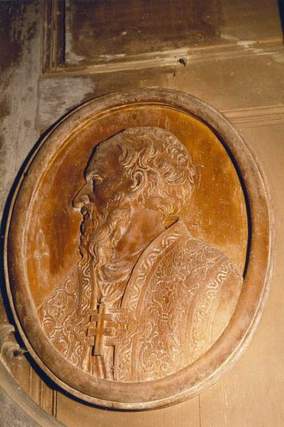 bas-relief (médaillon) : Saint Claude