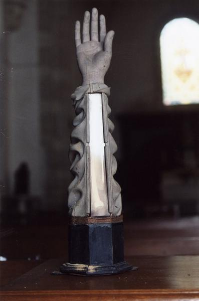 bras-reliquaire, vue générale - © Ministère de la Culture (France), Médiathèque du patrimoine et de la photographie (objets mobiliers), tous droits réservés