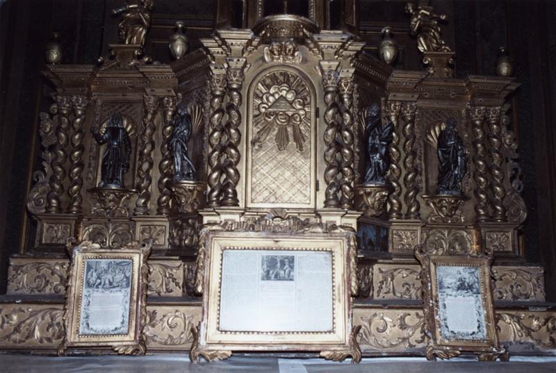 2 gradins d'autel, tabernacle à ailes et exposition, vue partielle