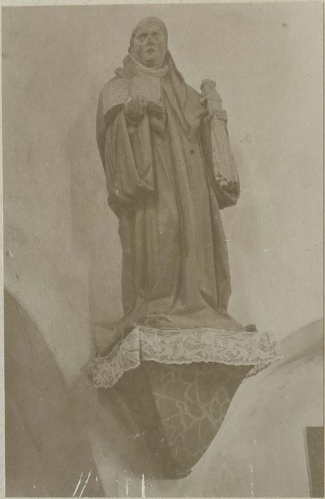 statue : saint abbé non identifié, vue générale