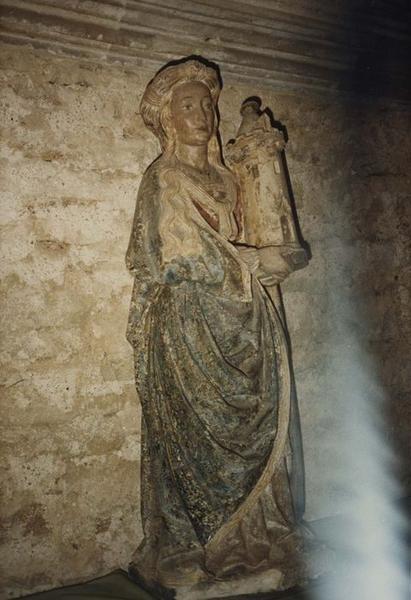 statue : sainte Barbe, vue générale