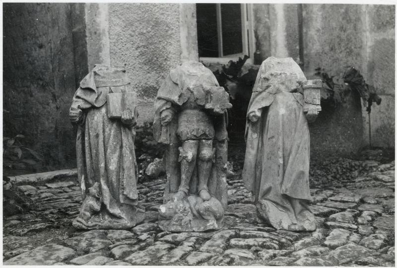 statues : saint Antoine, saint Adrien, sainte Barbe, vue générale