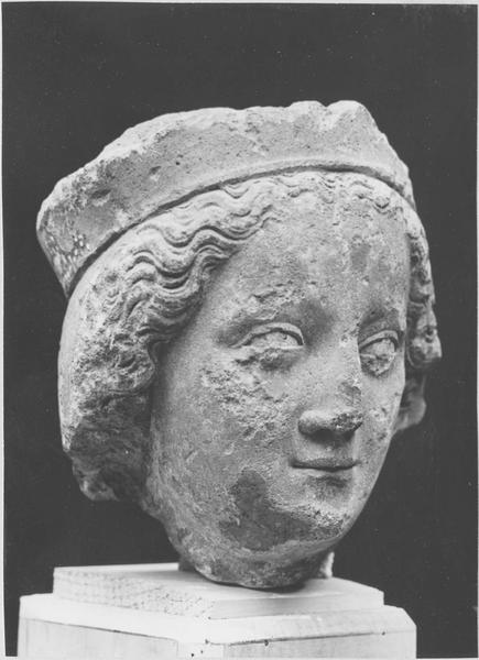 fragment de statue : tête d'apôtre, vue générale - © Ministère de la Culture (France), Médiathèque du patrimoine et de la photographie (objets mobiliers), tous droits réservés