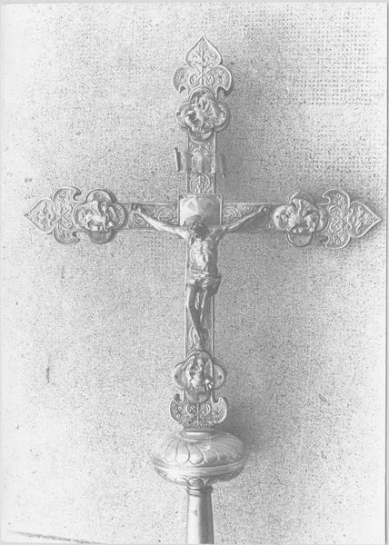 croix de procession, vue générale