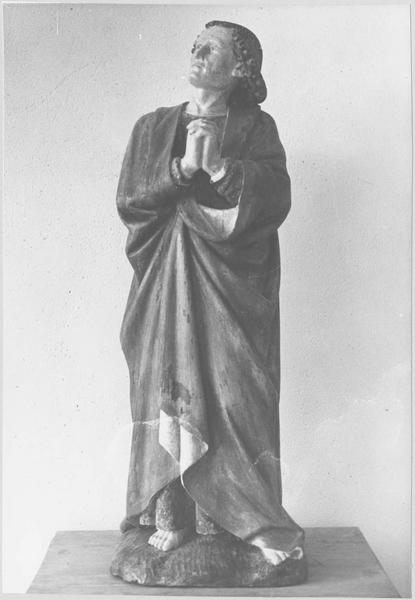 statue : saint Jean l'Evangéliste, vue générale