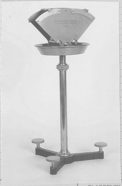 instrument de démonstration en optique : prisme à angle variable pour liquides, vue générale