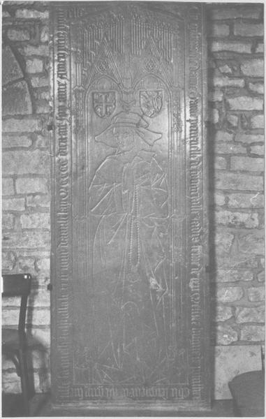 dalle funéraire de Pernelle de Fougerolle, vue générale