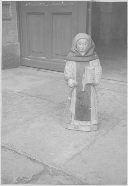 statue : saint Fiacre, vue générale