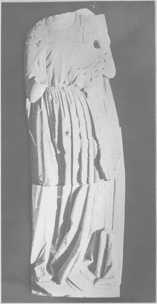 statue : Vierge à l'Enfant, vue partielle