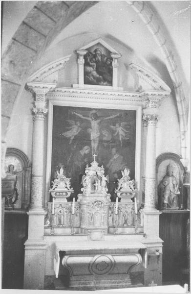 maître-autel, son retable et tabernacle, vue générale
