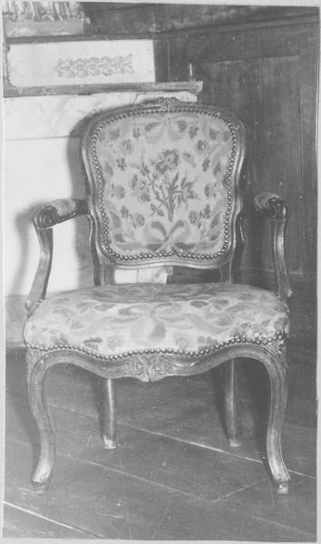 fauteuil (siège en cabriolet), vue générale