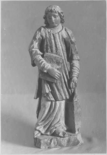 statue : saint Crépin, vue générale