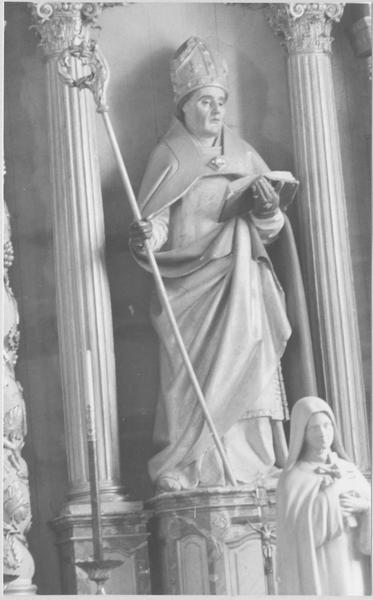 statue : saint Blaise, vue générale