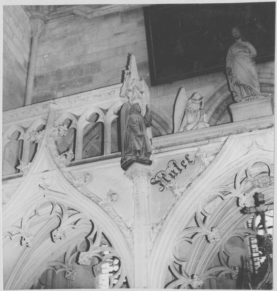 statue : ange de l'Annonciation, vue générale - © Ministère de la Culture (France), Médiathèque du patrimoine et de la photographie (objets mobiliers), tous droits réservés