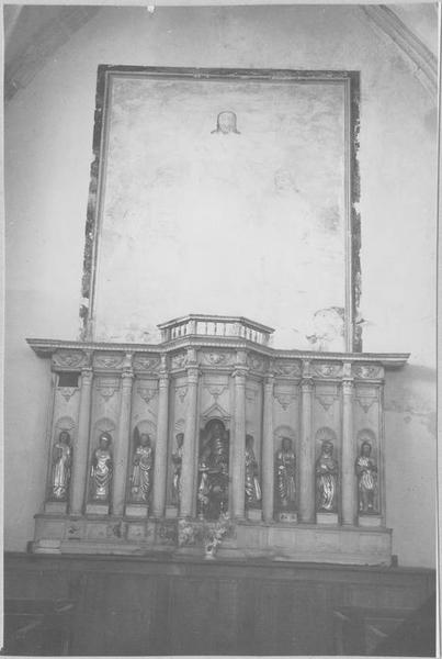 retable et 9 statues : l'Education de la Vierge, saint Vincent, saint Jean l'évangéliste, saint Pierre, saint Paul, le Christ, saint Jean-Baptiste, sainte Gertrude, saint Rémi, vue générale