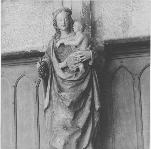 statue : Vierge à l'enfant, vue générale - © Ministère de la Culture (France), Médiathèque du patrimoine et de la photographie (objets mobiliers), tous droits réservés