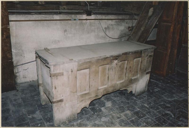 coffre de communauté, vue générale - © Ministère de la Culture (France), Médiathèque du patrimoine et de la photographie (objets mobiliers), tous droits réservés