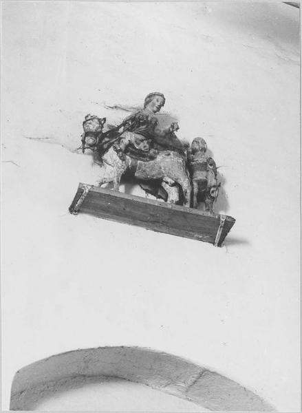 groupe sculpté : la Charité de saint Martin, vue générale