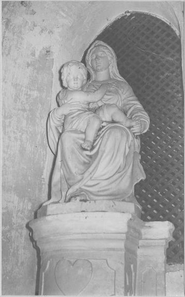 Statue : Vierge à l'Enfant