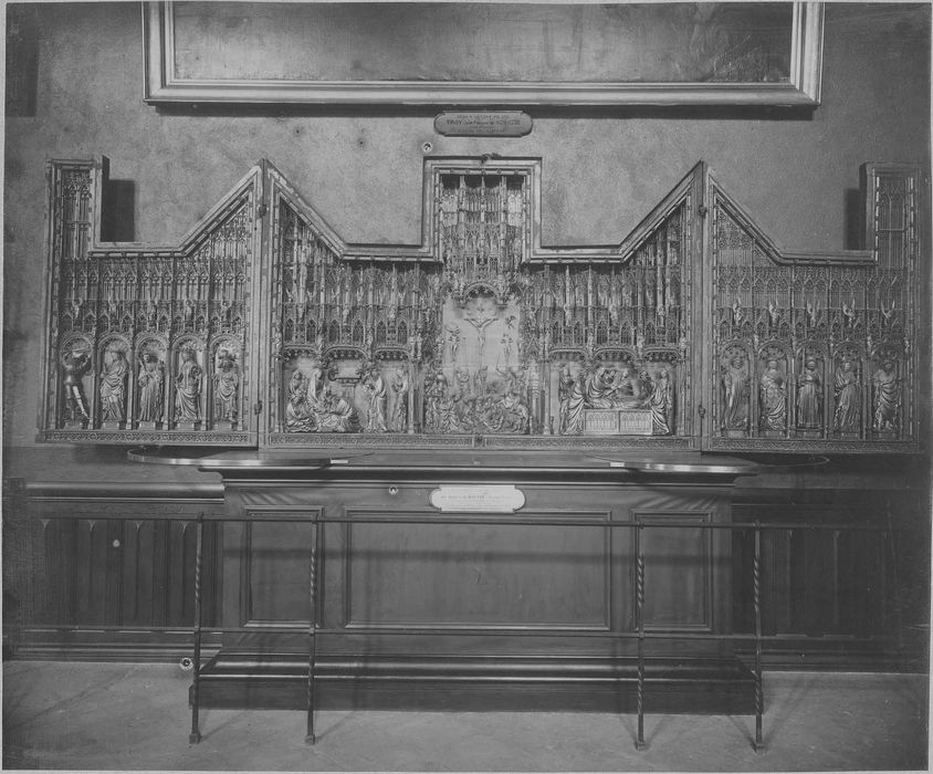 retable : la Crucifixion, vue générale