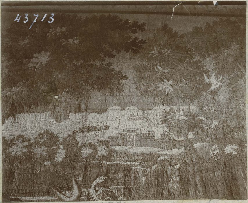 pièce murale : paysage (verdure), détail - © Ministère de la Culture (France), Médiathèque du patrimoine et de la photographie, diffusion RMN-GP