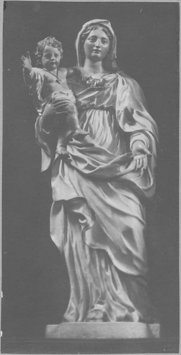 Statue : Vierge à l'Enfant