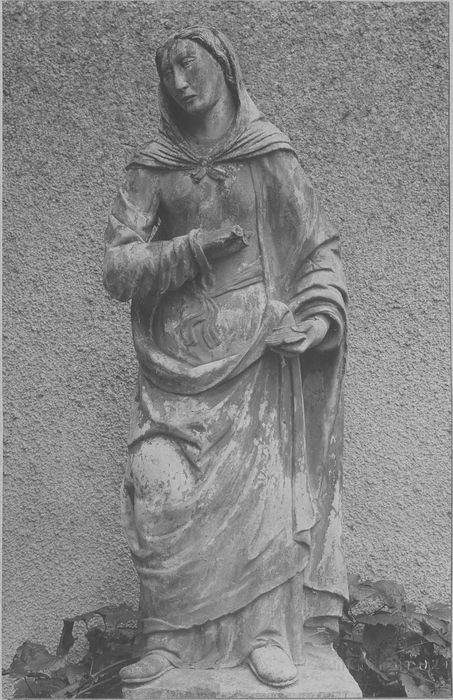 Statue : sainte Madeleine