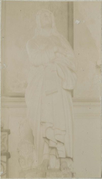 statue : Saint Jean l'Evangéliste, vue générale - © Ministère de la Culture (France), Médiathèque du patrimoine et de la photographie, diffusion RMN-GP
