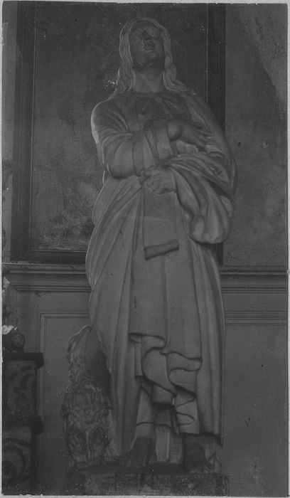 statue : Saint Jean l'Evangéliste, vue générale - © Ministère de la Culture (France), Médiathèque du patrimoine et de la photographie, diffusion RMN-GP