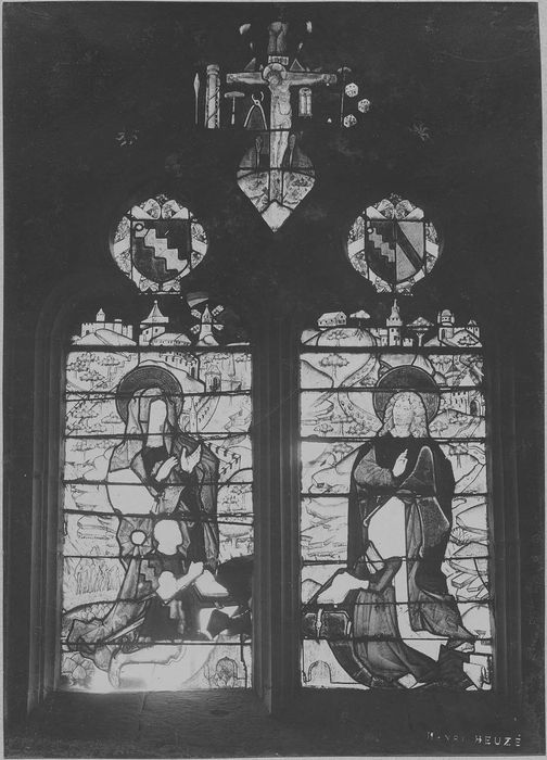 verrière de la baie 0 : le Calvaire, vue générale - © Ministère de la Culture (France), Médiathèque du patrimoine et de la photographie, diffusion RMN-GP