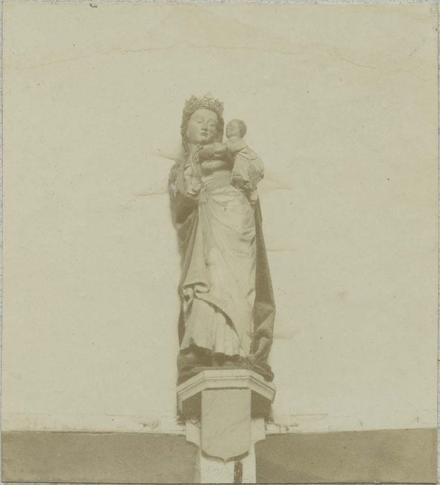 statue : Vierge à l'Enfant, vue générale - © Ministère de la Culture (France), Médiathèque du patrimoine et de la photographie, diffusion RMN-GP