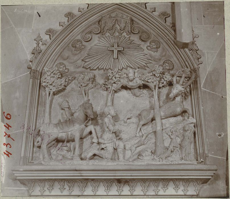 bas-relief : la Vision de saint Hubert, vue générale