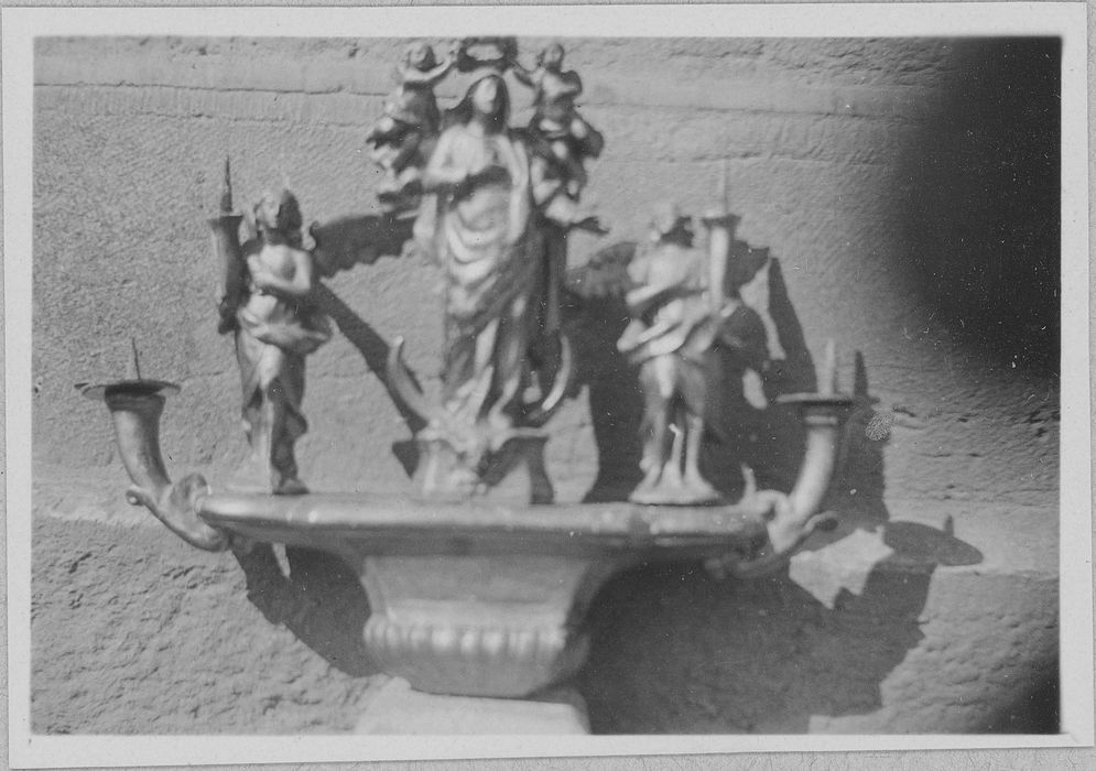 bâton de procession : Vierge couronnée par deux anges, vue générale - © Ministère de la Culture (France), Médiathèque du patrimoine et de la photographie, diffusion RMN-GP
