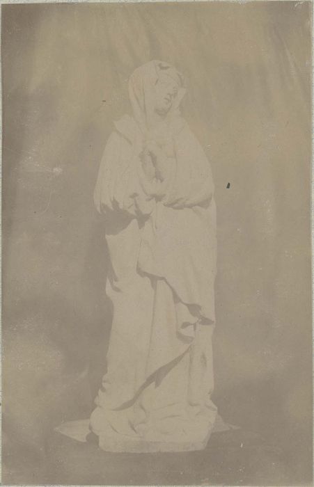 statue : Vierge de Calvaire, vue générale