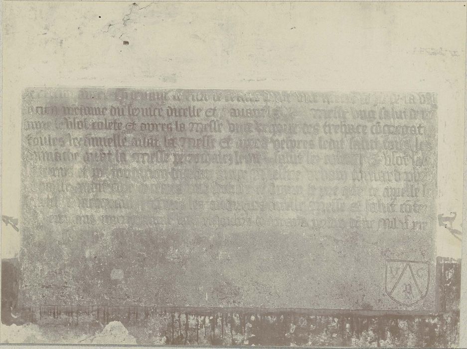 plaque commémorative de fondation de prières, vue générale