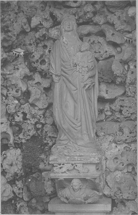 statue : Vierge à l'Enfant, vue générale - © Ministère de la Culture (France), Médiathèque du patrimoine et de la photographie, diffusion RMN-GP
