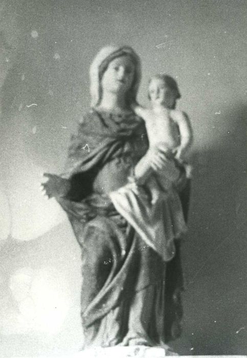 Statue : Vierge à l'Enfant