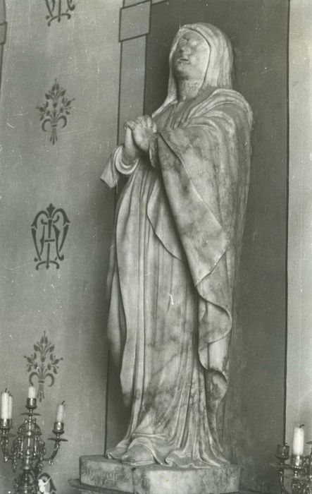 statue : Vierge de calvaire dite Notre-Dame de Pitié