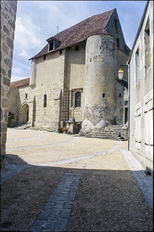 Perspective depuis la rue de l’Église